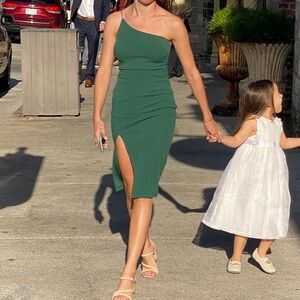 Hello Molly one shoulder body con dress